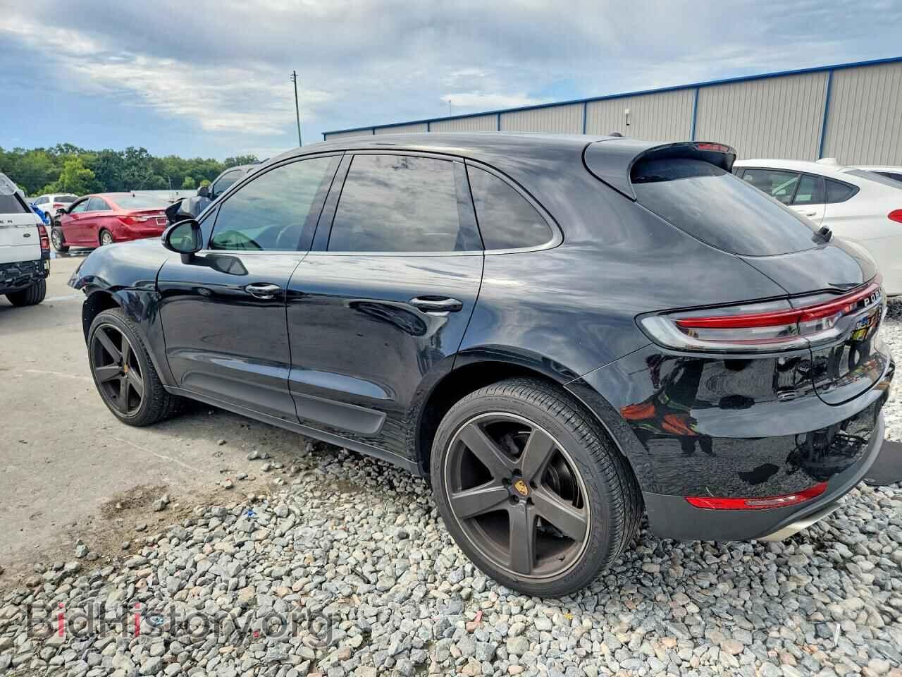 2020 PORSCHE MACAN - VIN: WP1AA2A57LLB09810 - Фото 2