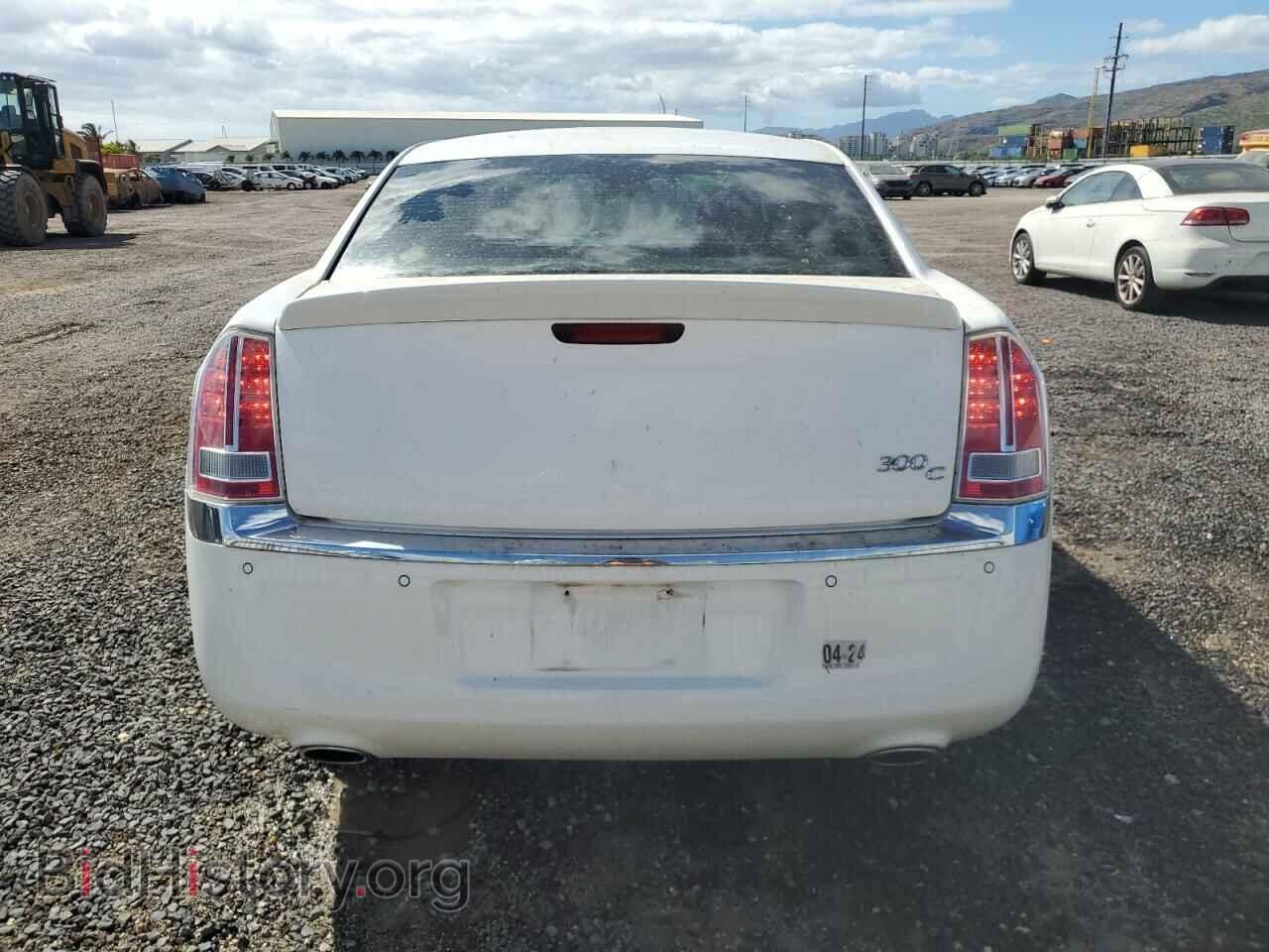 2014 CHRYSLER 300 - VIN: 2C3CCAET2EH157341 - Photo 6