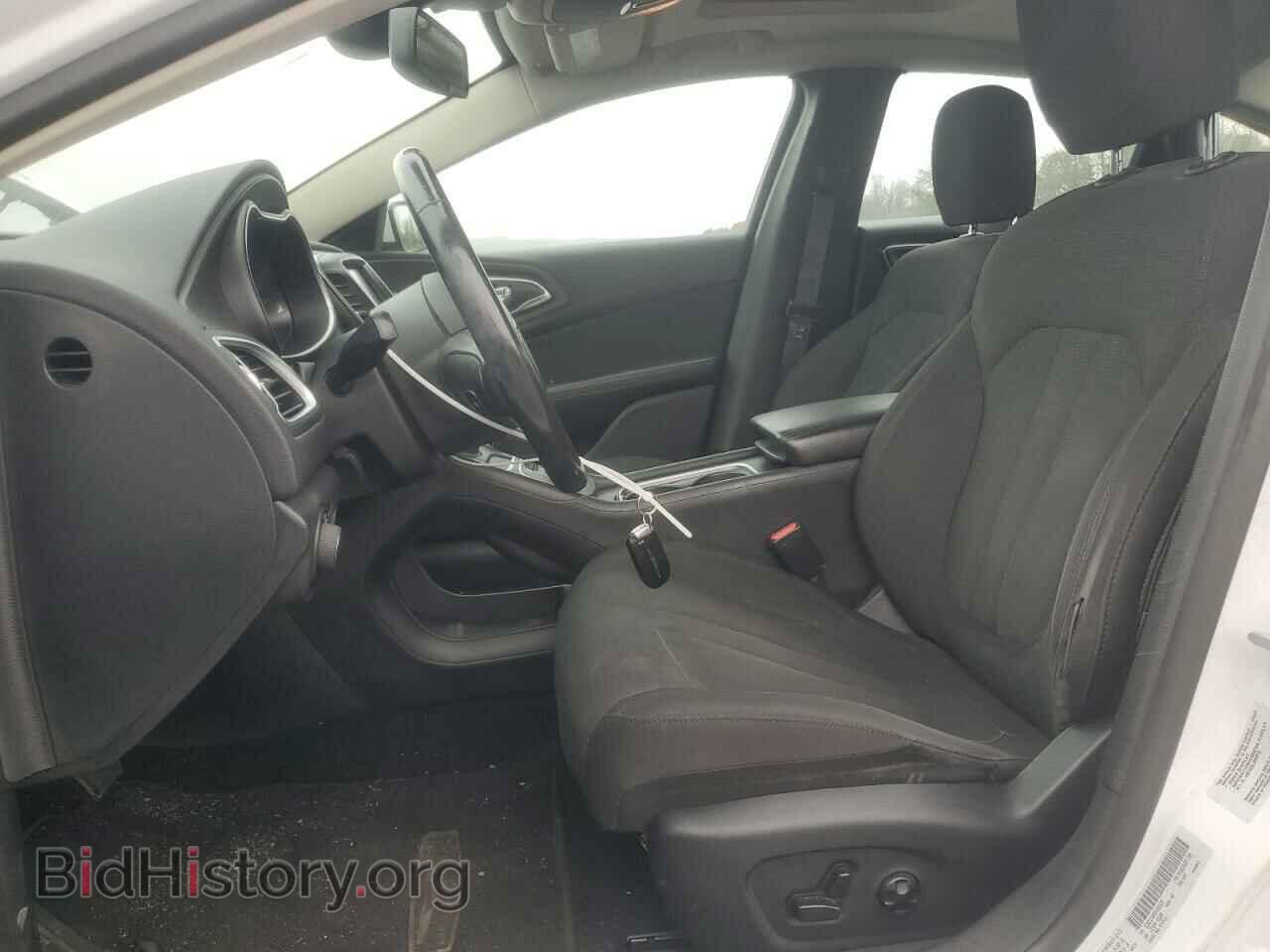 2016 CHRYSLER 200 - VIN: 1C3CCCAB9GN165939 - Фото 7