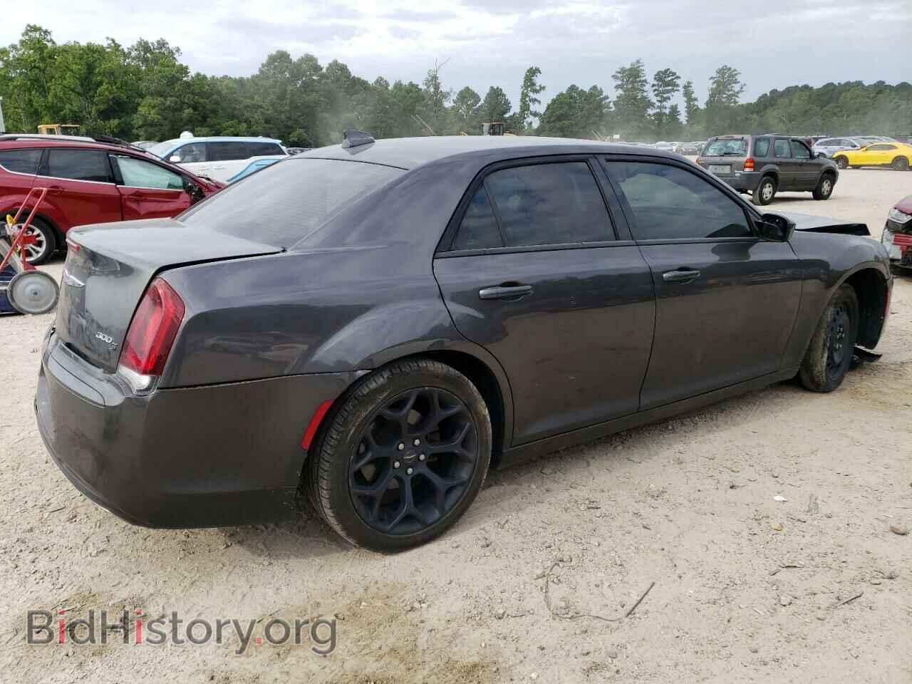 2019 CHRYSLER 300 - VIN: 2C3CCABG5KH609835 - Фото 3