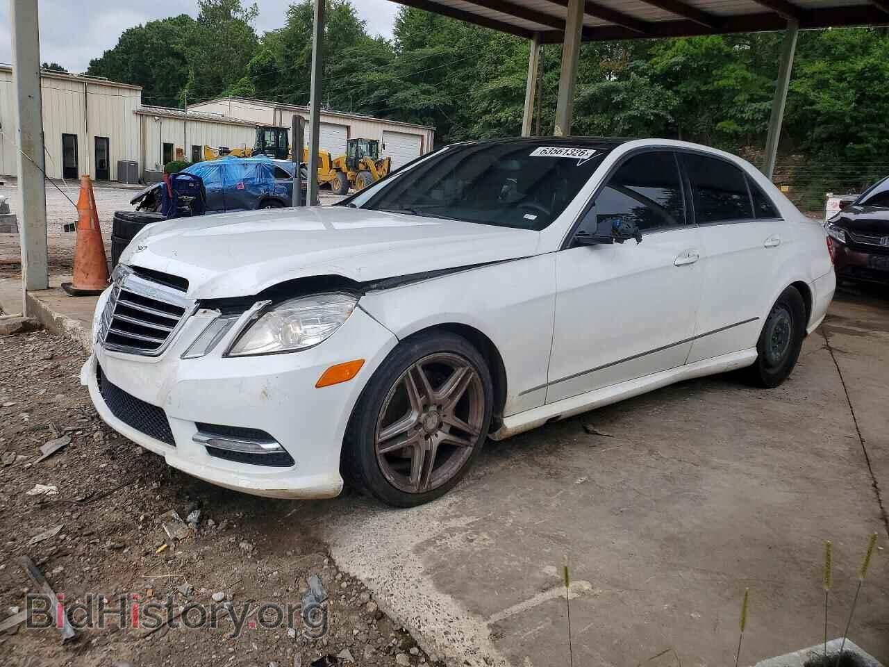Photo WDDHF5KB3DA684853 - MERCEDES-BENZ E-CLASS 2013