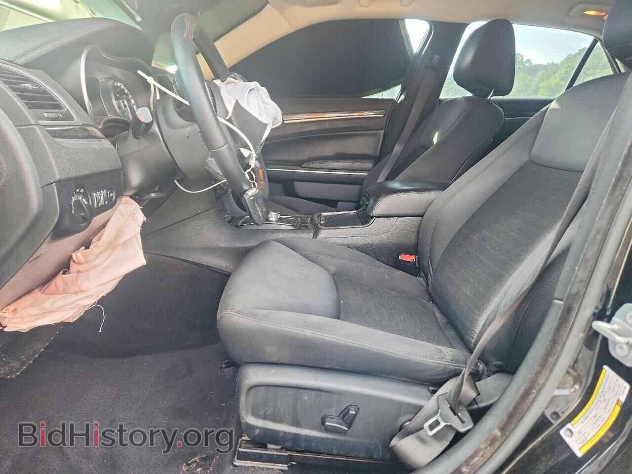 2018 CHRYSLER 300 - VIN: 2C3CCAAG2JH281824 - Photo 7