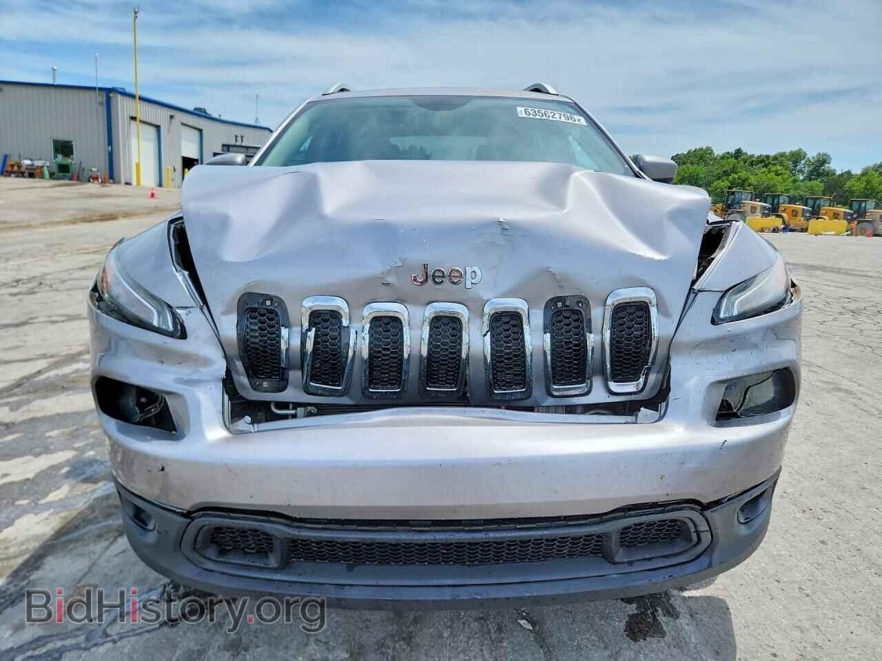 2018 JEEP CHEROKEE - VIN: 1C4PJLCB3JD596841 - Фото 5