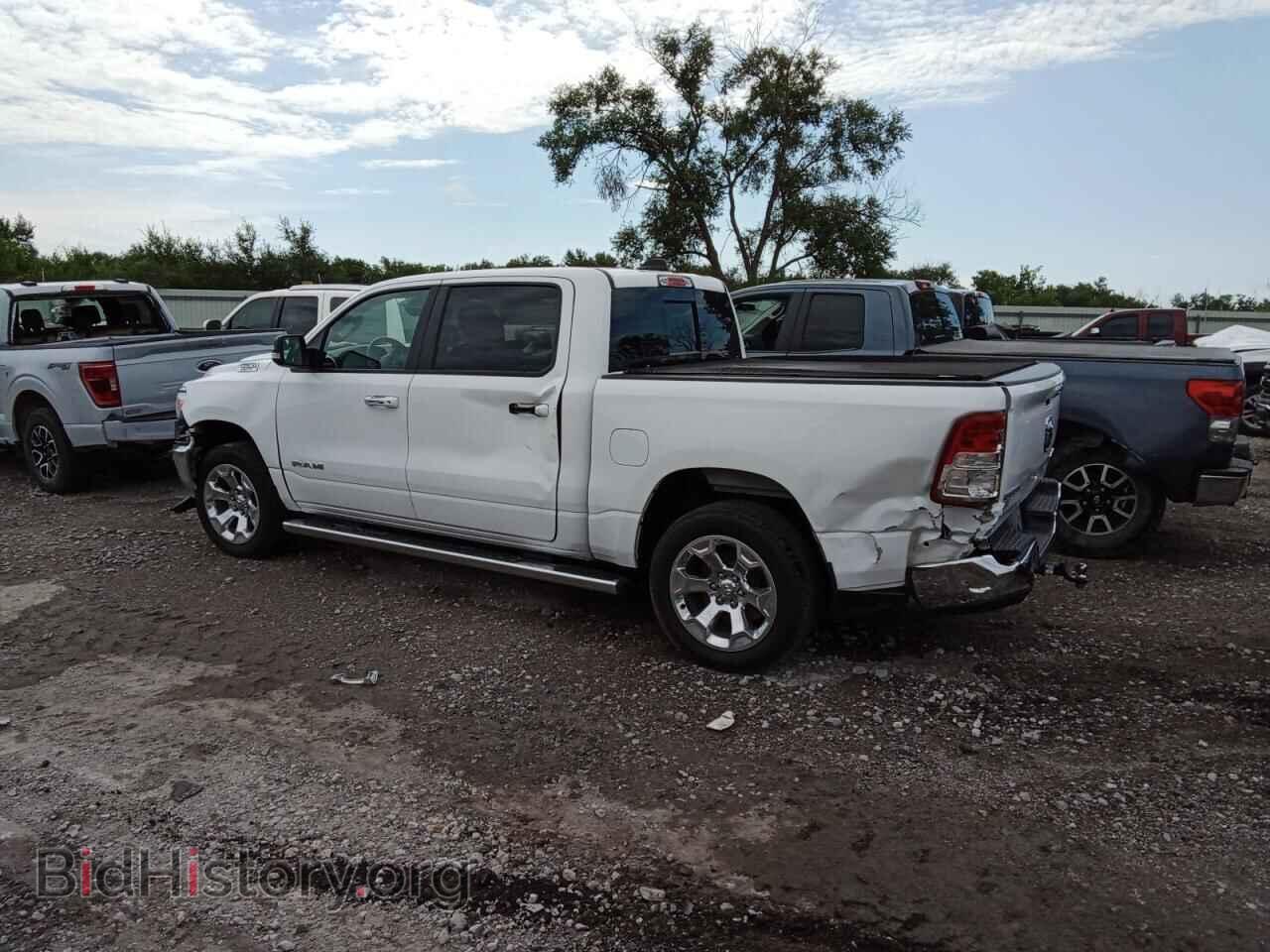 2020 RAM 1500 - VIN: 1C6SRFFTXLN114802 - Фото 2