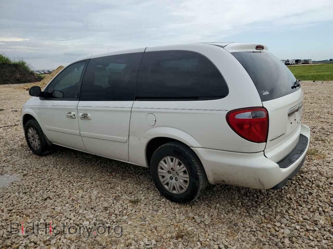 2006 CHRYSLER MINIVAN - VIN: 2A4GP44R46R808242 - Фото 2