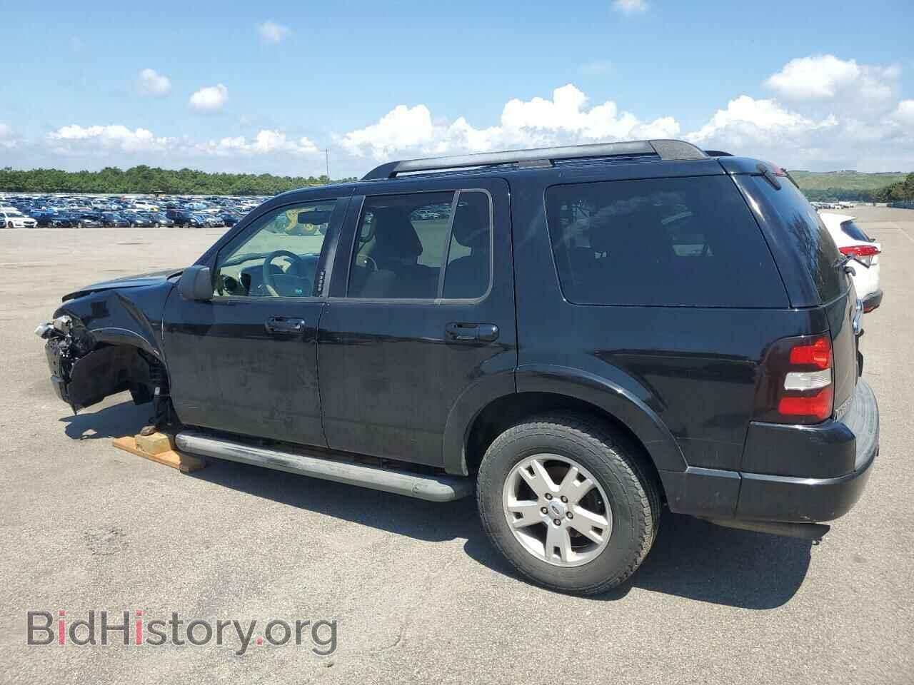 2010 FORD EXPLORER - VIN: 1FMEU7DE0AUA15855 - Фото 2