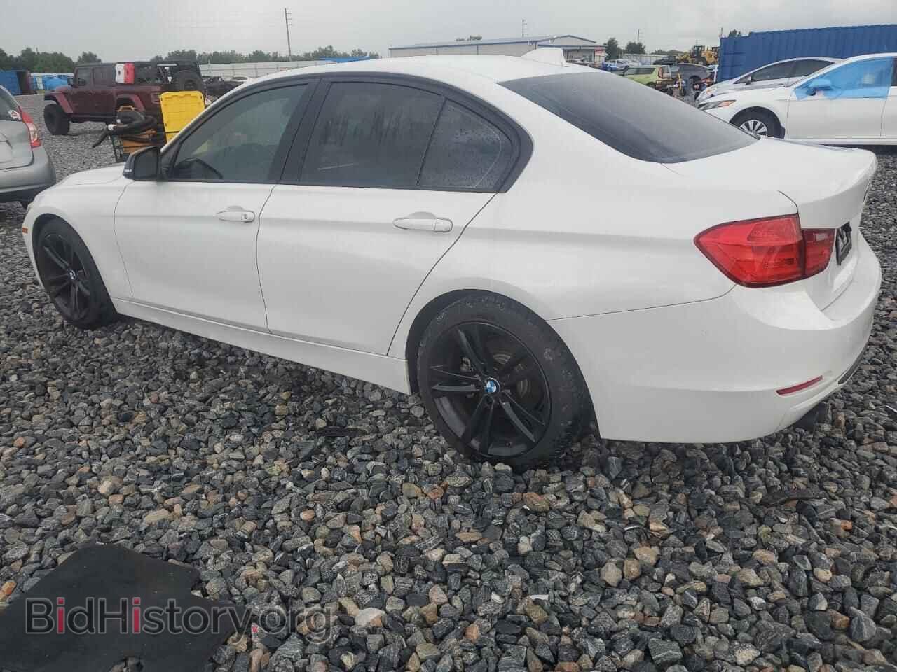2014 BMW 3 SERIES - VIN: WBA3A5C55EJ464575 - Фото 2