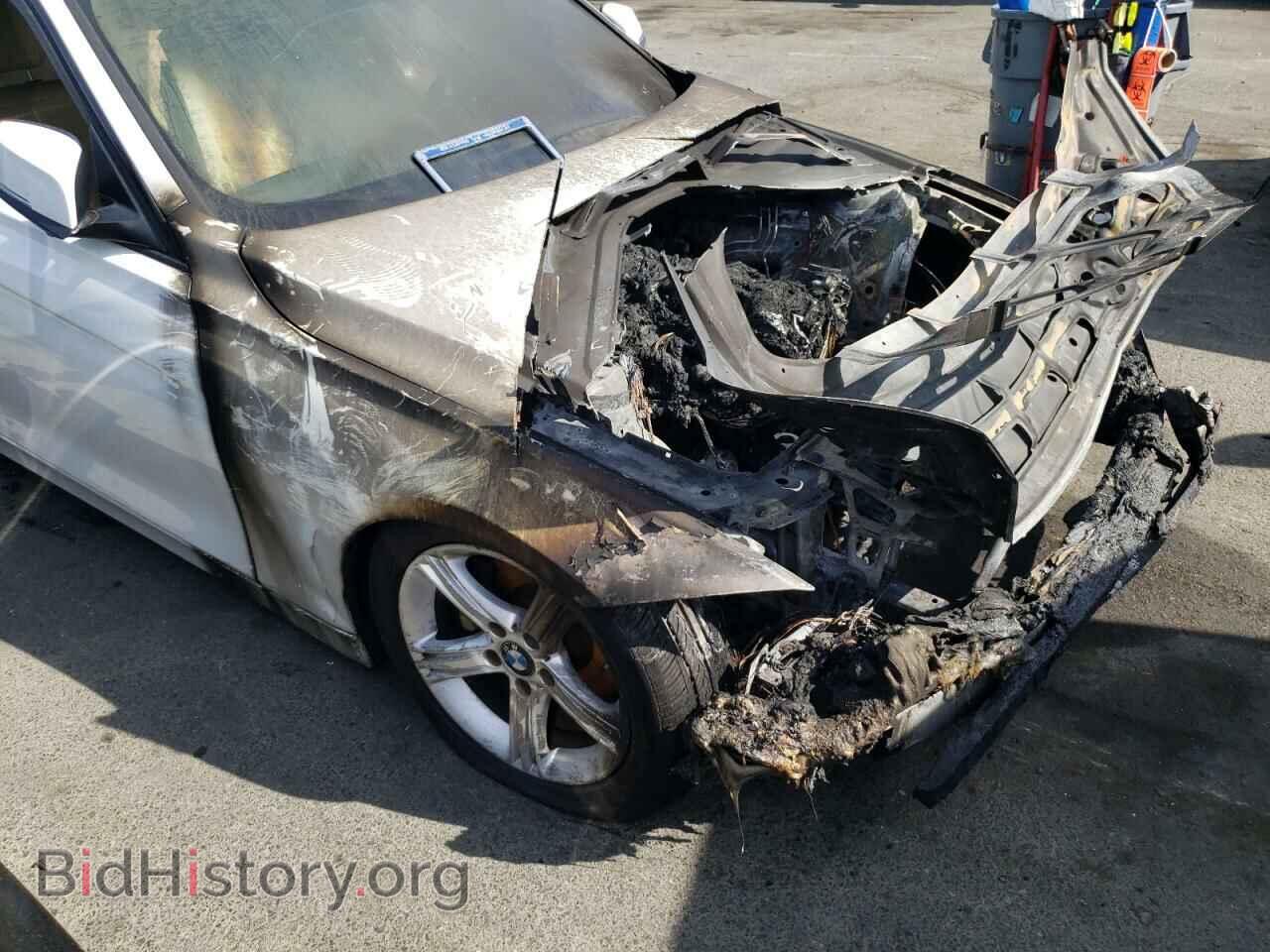 2012 BMW 3 SERIES - VIN: WBA3A5G58CNN65741 - Фото 9