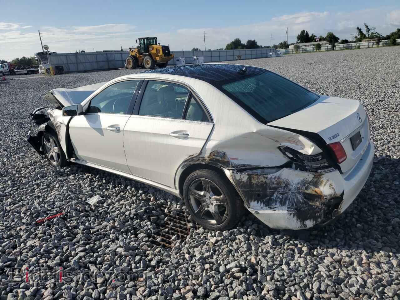 2016 MERCEDES-BENZ E-CLASS - VIN: WDDHF5KB4GB249922 - Фото 2