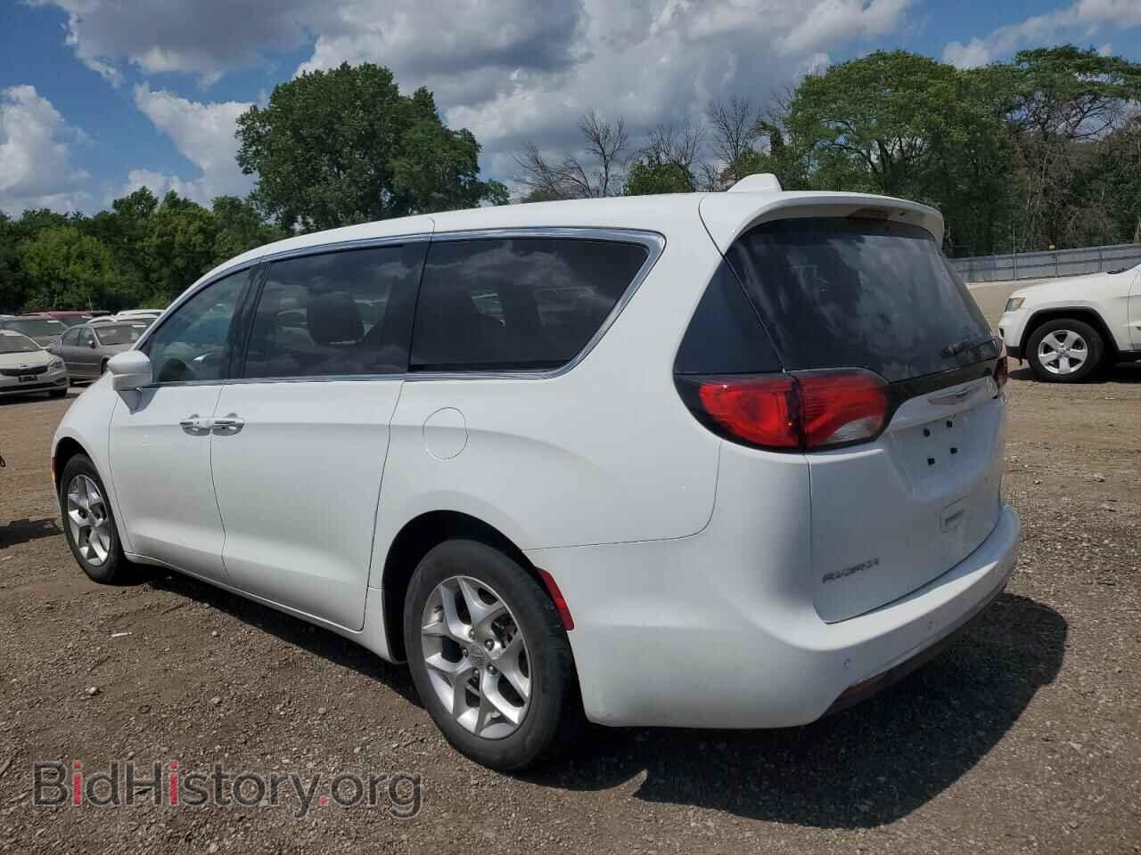2020 CHRYSLER PACIFICA - VIN: 2C4RC1FG9LR251893 - Фото 2