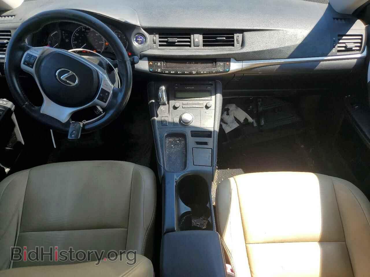 2011 LEXUS CT 200 - VIN: JTHKD5BH3B2015742 - Photo 8