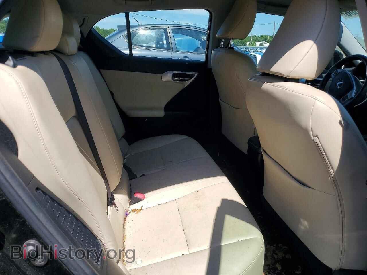 2011 LEXUS CT 200 - VIN: JTHKD5BH3B2015742 - Photo 10