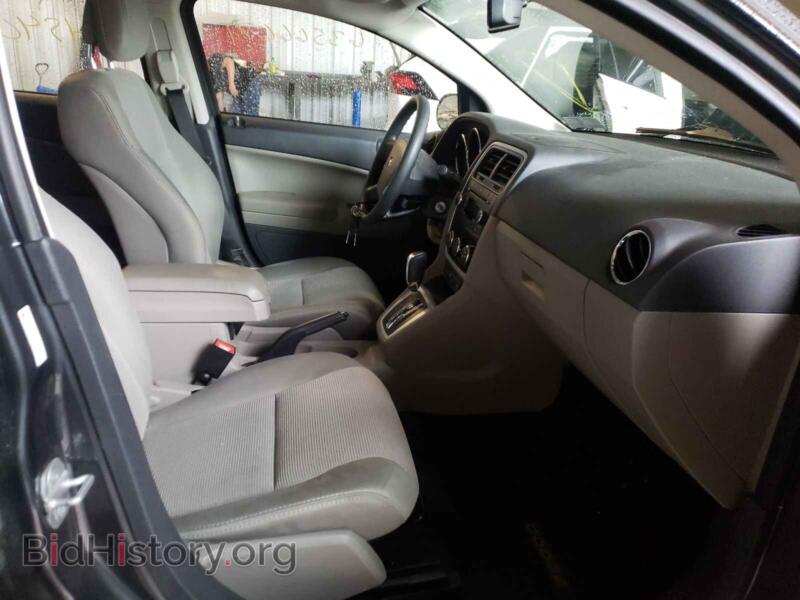 2011 Dodge CALIBER (VIN 1B3CB3HA1BD110929) — photo 5 of 10