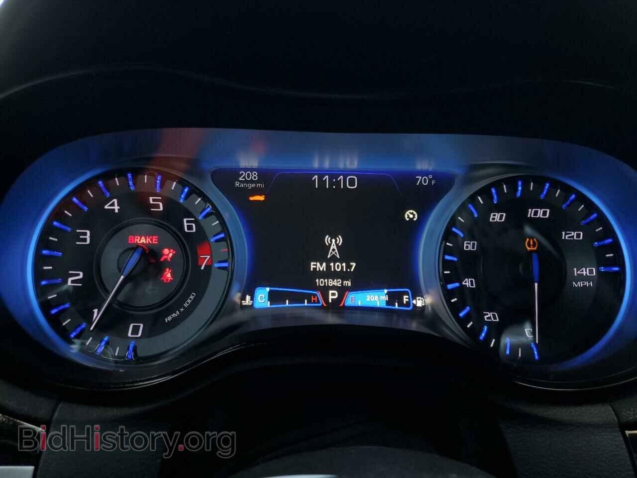 2019 CHRYSLER 300 - VIN: 2C3CCABG7KH585442 - Фото 9