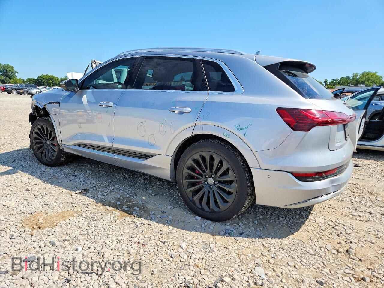 2019 AUDI E-TRON - VIN: WA1VABGE2KB022096 - Photo 2