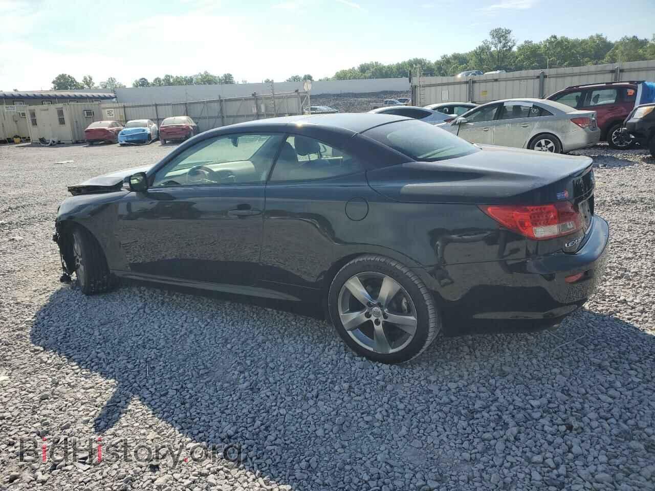 2010 LEXUS IS - VIN: JTHFF2C20A2500262 - Photo 2