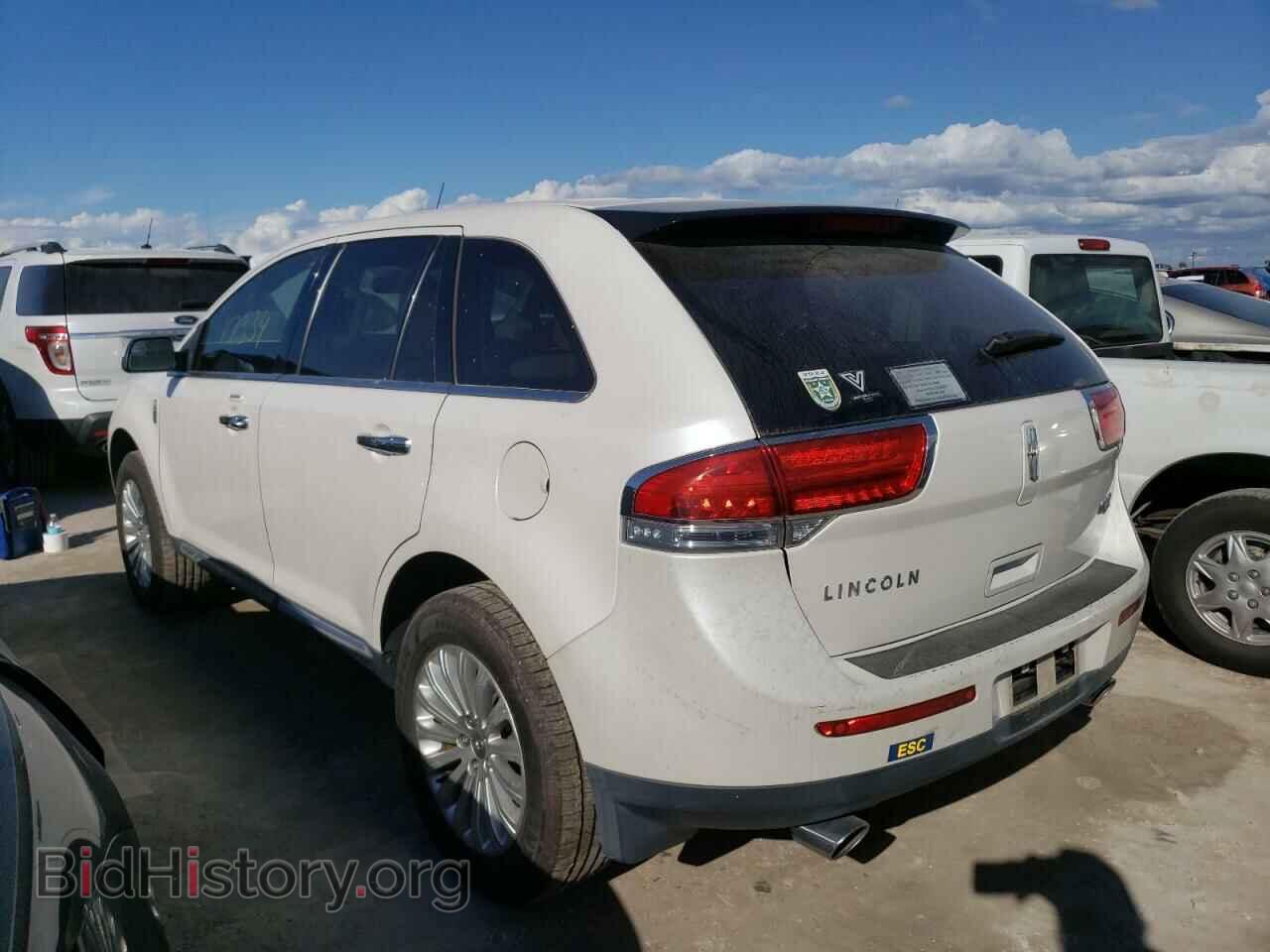 2011 LINCOLN MKX - VIN: 2LMDJ6JK7BBJ31994 - Photo 3