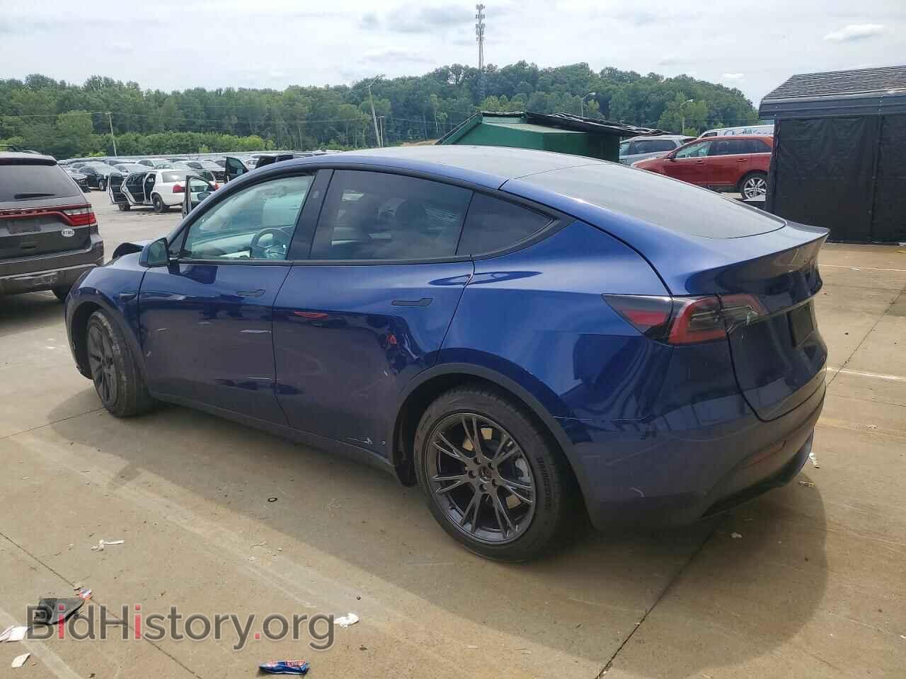 2024 TESLA MODEL Y - VIN: 7SAYGAEEXRF202774 - Photo 2