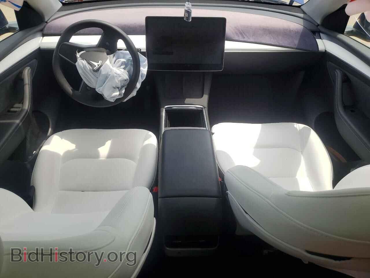 2024 TESLA MODEL Y - VIN: 7SAYGAEEXRF202774 - Photo 8
