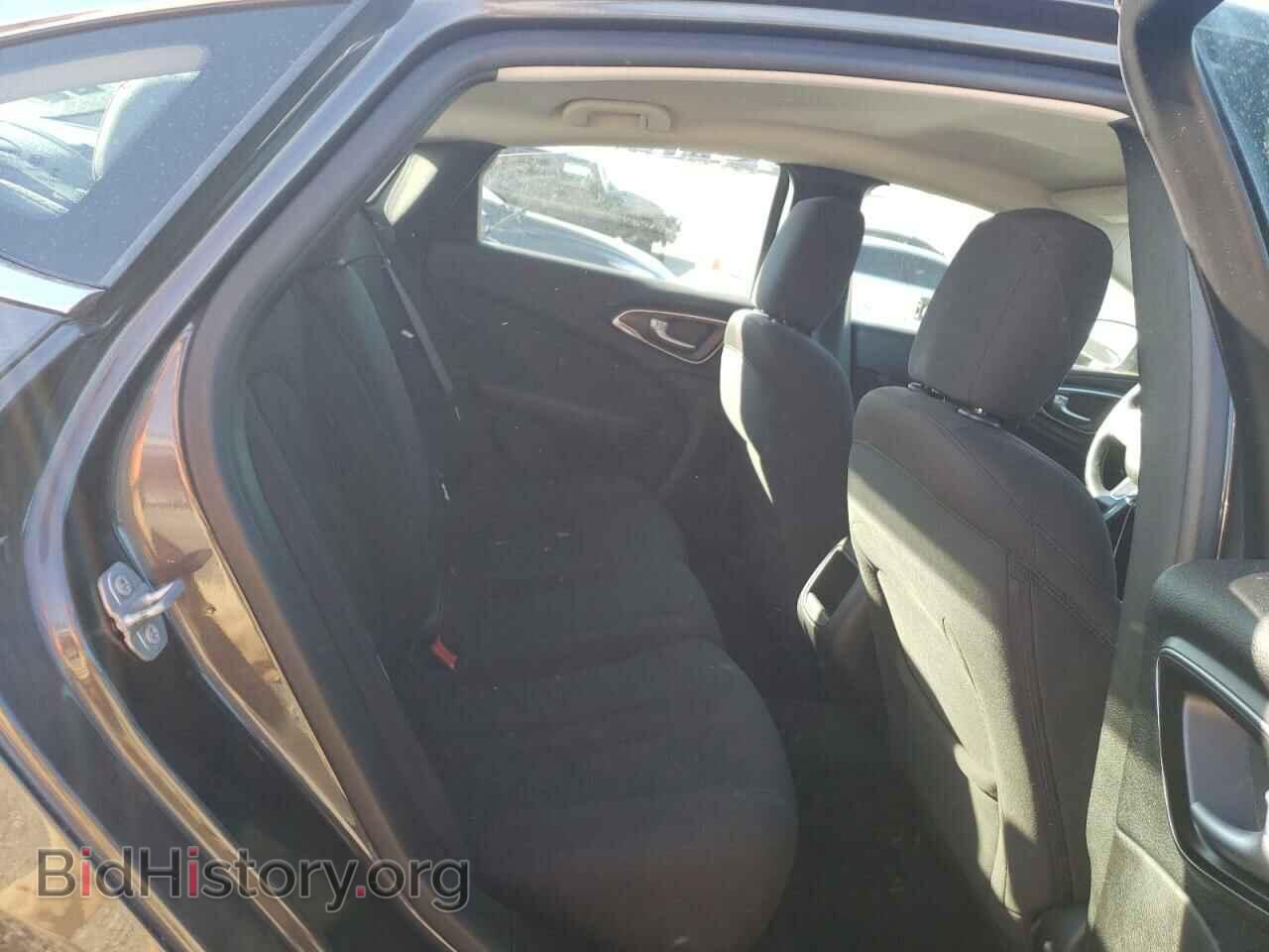 2016 CHRYSLER 200 - VIN: 1C3CCCFB7GN182568 - Фото 6