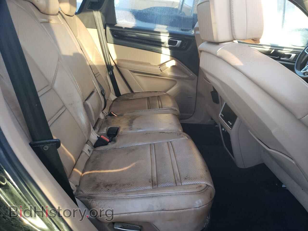 2019 PORSCHE CAYENNE - VIN: WP1AA2AY2KDA03672 - Photo 6