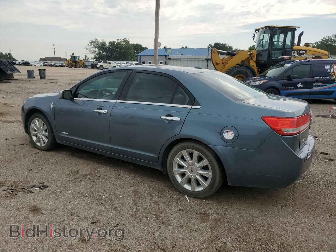 2011 LINCOLN MKZ - VIN: 3LNDL2L33BR773473 - Photo 2
