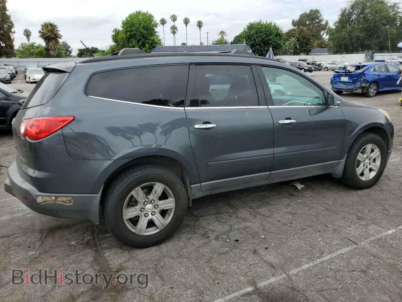 2011 CHEVROLET TRAVERSE - VIN: 1GNKRJED2BJ121276 - Фото 3