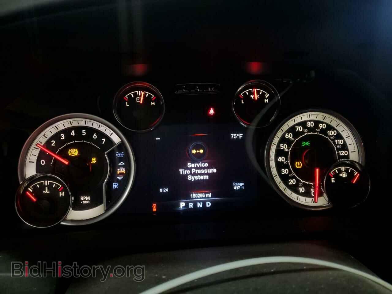 2018 RAM 1500 - VIN: 1C6RR7UT2JS187667 - Фото 9