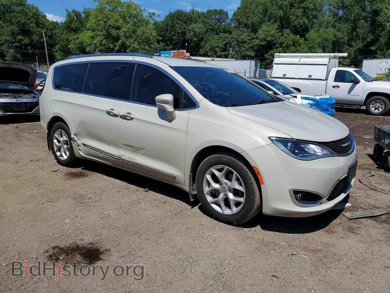 2017 CHRYSLER PACIFICA - VIN: 2C4RC1EG1HR555941 - Photo 4