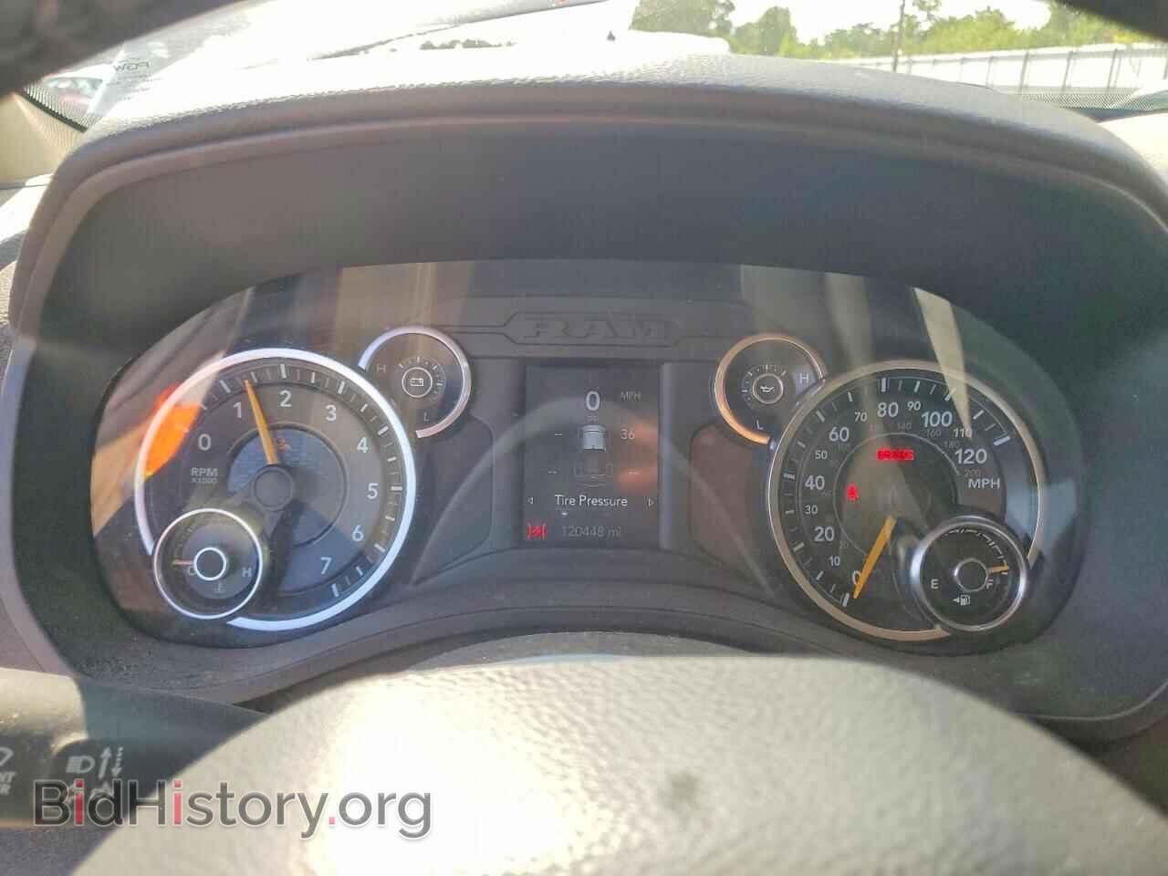 2019 RAM 1500 - VIN: 1C6SRFBT0KN915873 - Фото 9