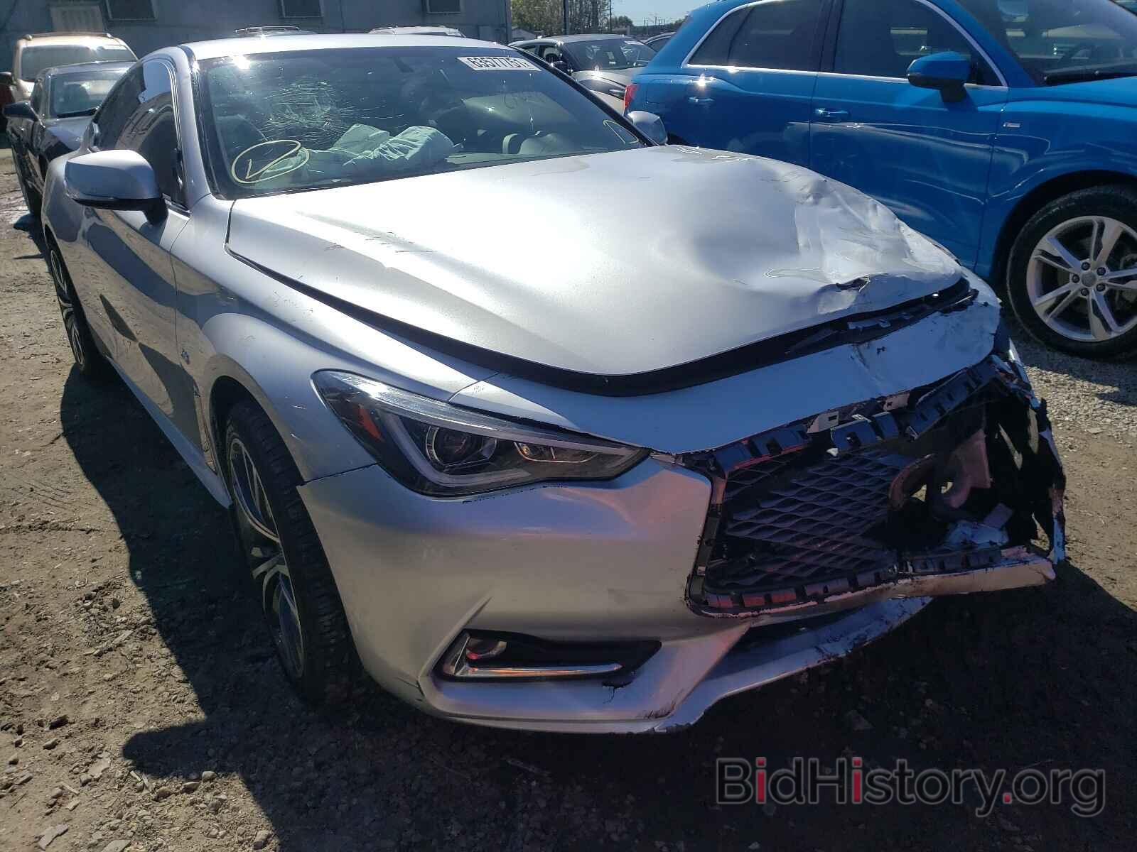 Photo JN1CV7EKXHM110756 - INFINITI Q60 2017