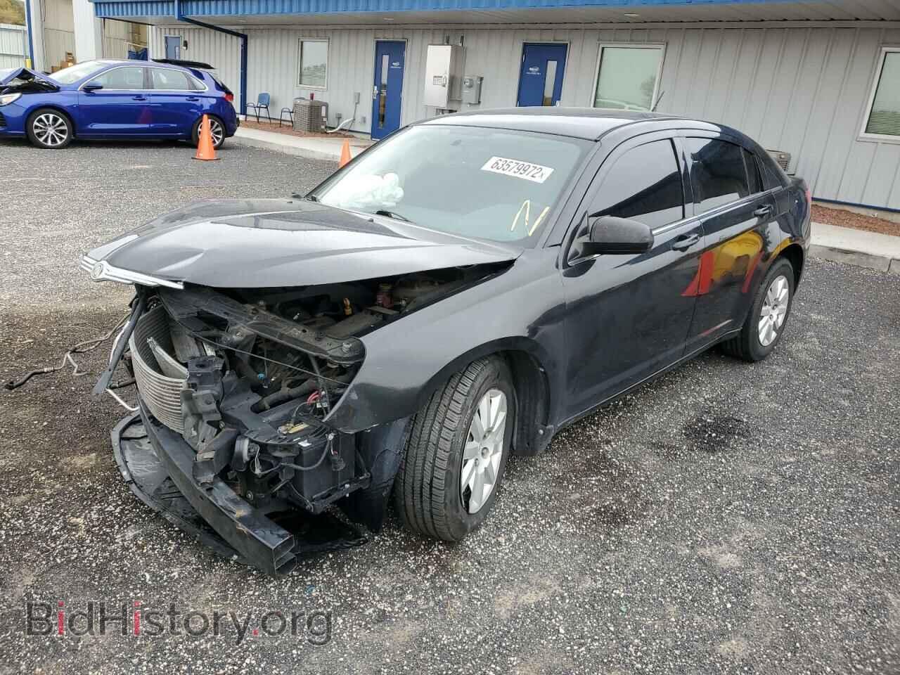 2010 CHRYSLER SEBRING - VIN: 1C3CC4FB4AN222540 - Фото 2