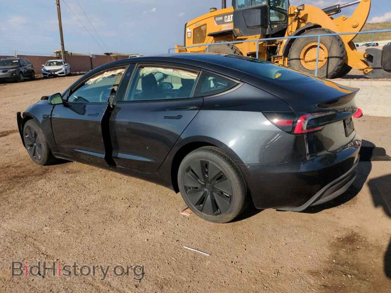 2025 TESLA MODEL 3 - VIN: 5YJ3E1EB3SF877651 - Photo 2