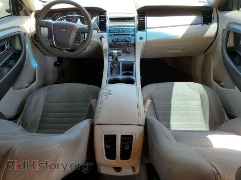2011 Ford TAURUS (VIN 1FAHP2DW0BG179357) — photo 8 of 13
