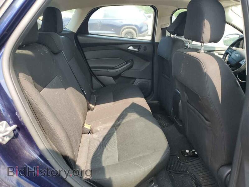 2017 Ford FOCUS (VIN 1FADP3M28HL240634) — photo 10 of 12