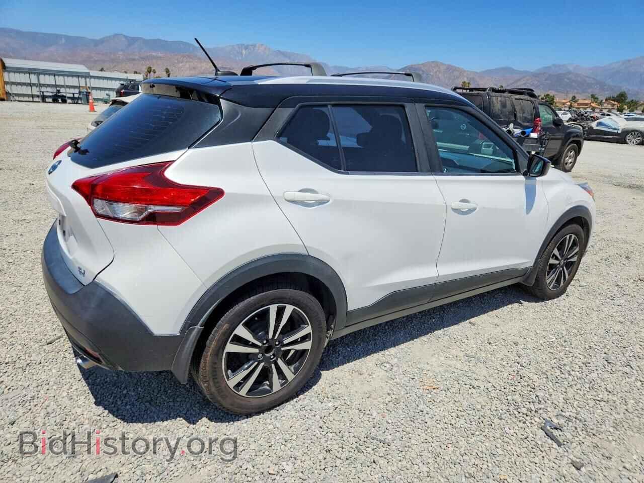 2019 NISSAN KICKS - VIN: 3N1CP5CU2KL506829 - Фото 3