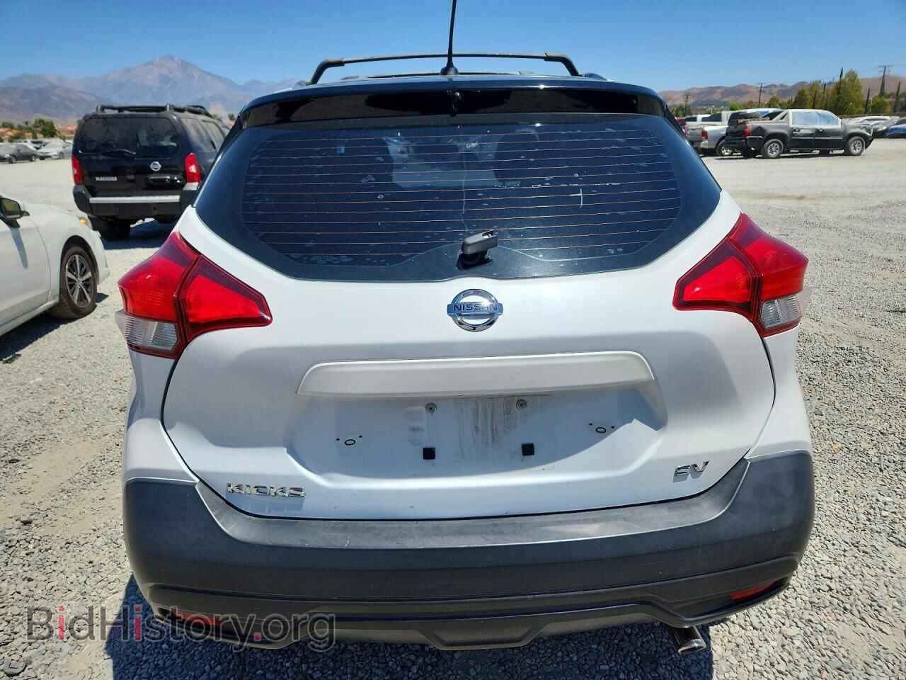 2019 NISSAN KICKS - VIN: 3N1CP5CU2KL506829 - Фото 6