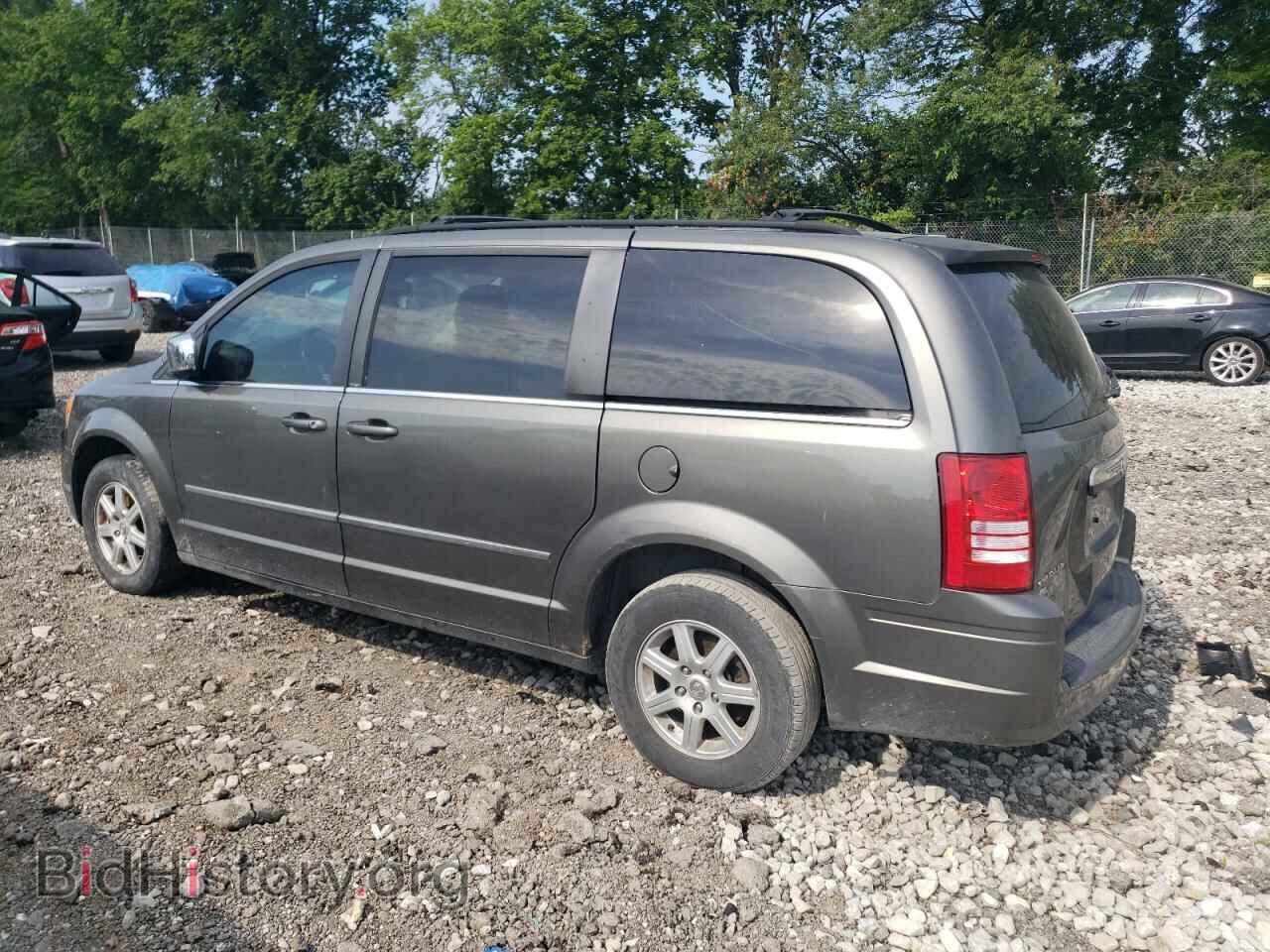 2010 CHRYSLER MINIVAN - VIN: 2A4RR8DX2AR366837 - Фото 2