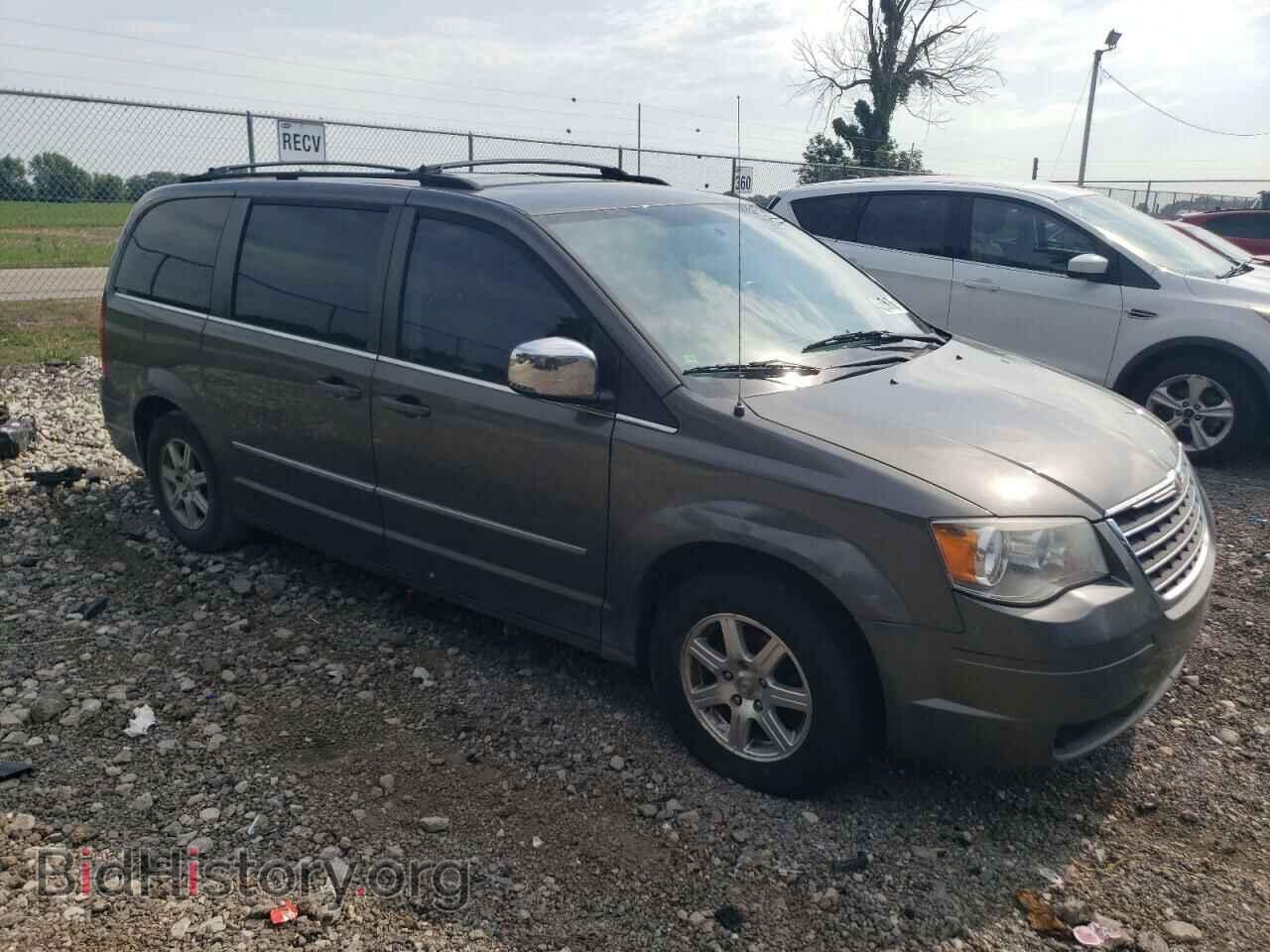 2010 CHRYSLER MINIVAN - VIN: 2A4RR8DX2AR366837 - Фото 4