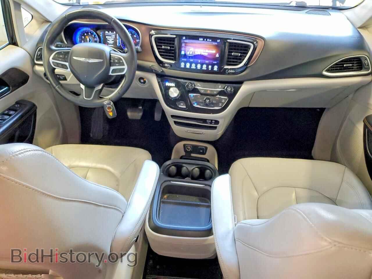 2017 CHRYSLER PACIFICA - VIN: 2C4RC1BG0HR511921 - Photo 8