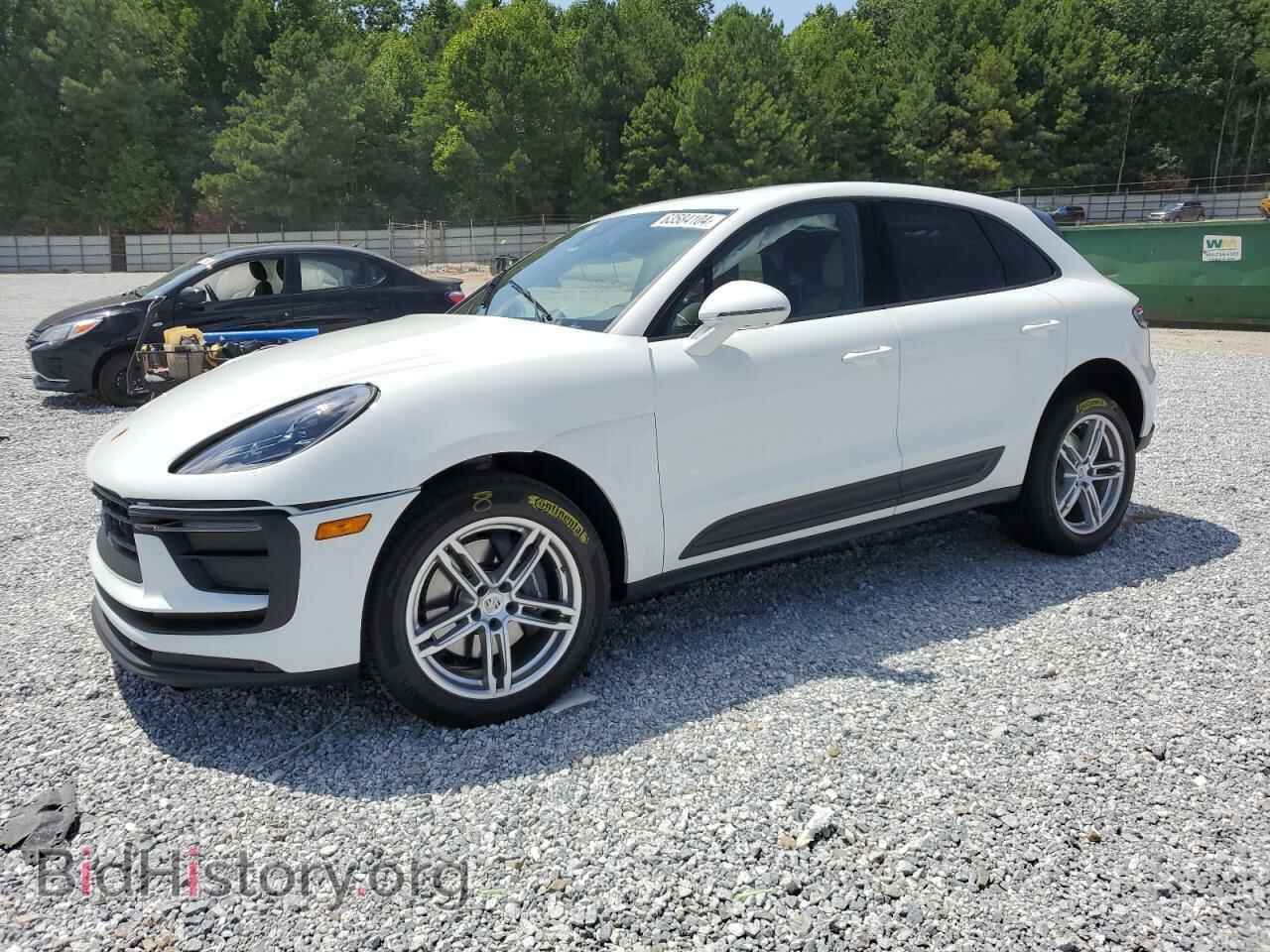Фотография WP1AA2A52RLB16057 - PORSCHE MACAN BASE 2024
