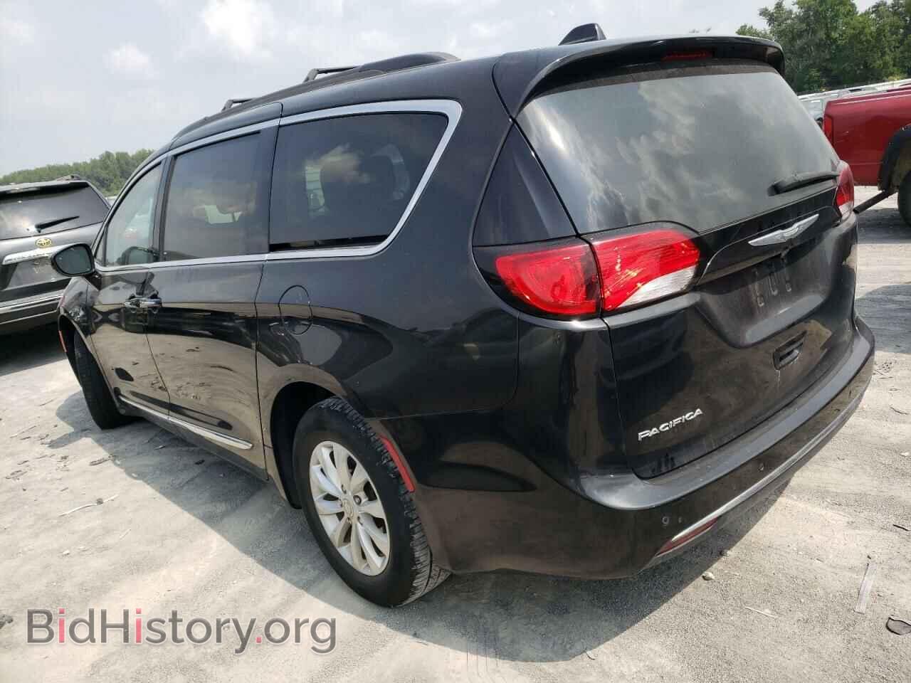 2017 CHRYSLER PACIFICA - VIN: 2C4RC1BG7HR683380 - Photo 2