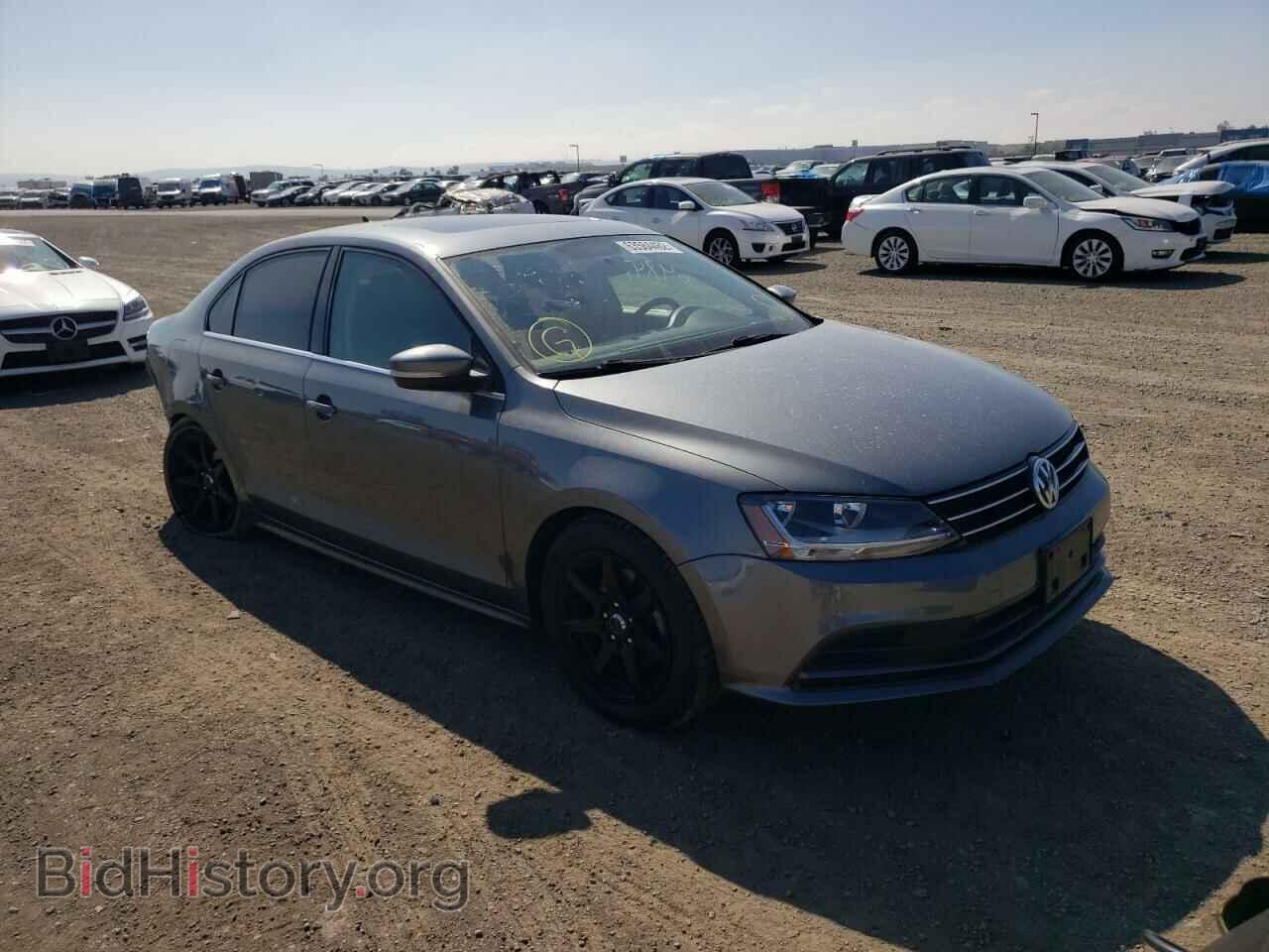 Фотография 3VWDB7AJ4HM413122 - VOLKSWAGEN JETTA 2017