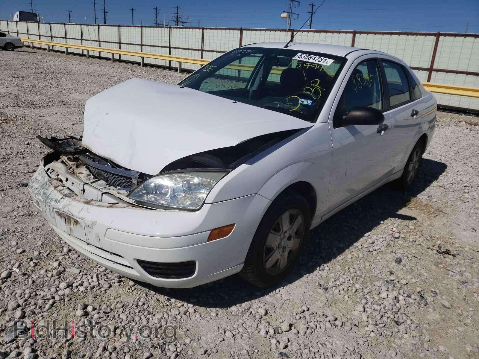 2007 FORD FOCUS - VIN: 1FAFP34N57W159946 - Фото 2