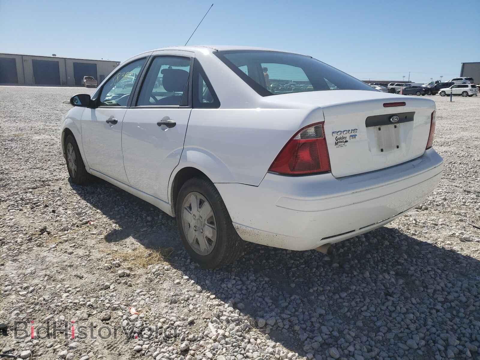 2007 FORD FOCUS - VIN: 1FAFP34N57W159946 - Фото 3