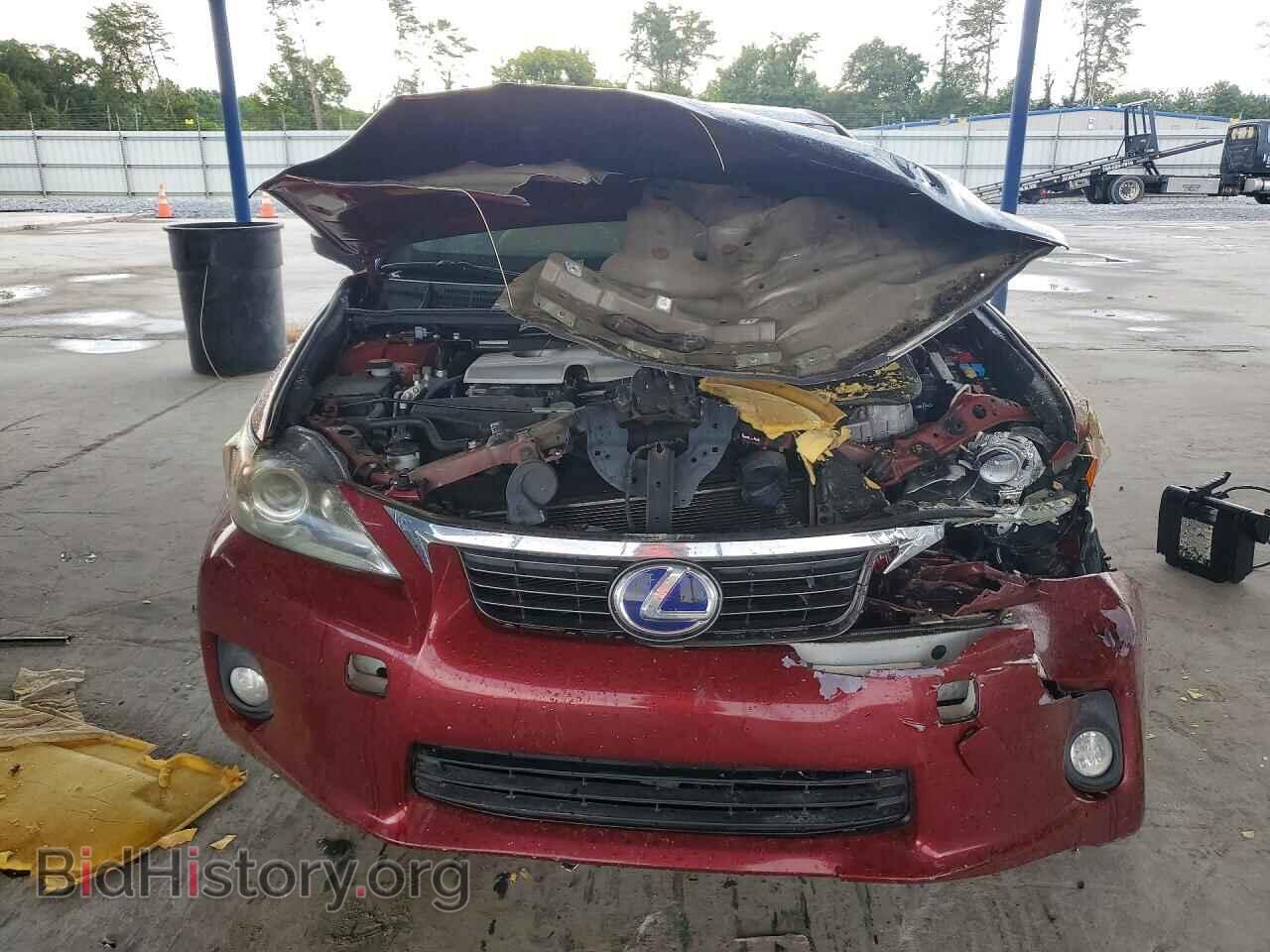 2011 LEXUS CT 200 - VIN: JTHKD5BHXB2037799 - Photo 5