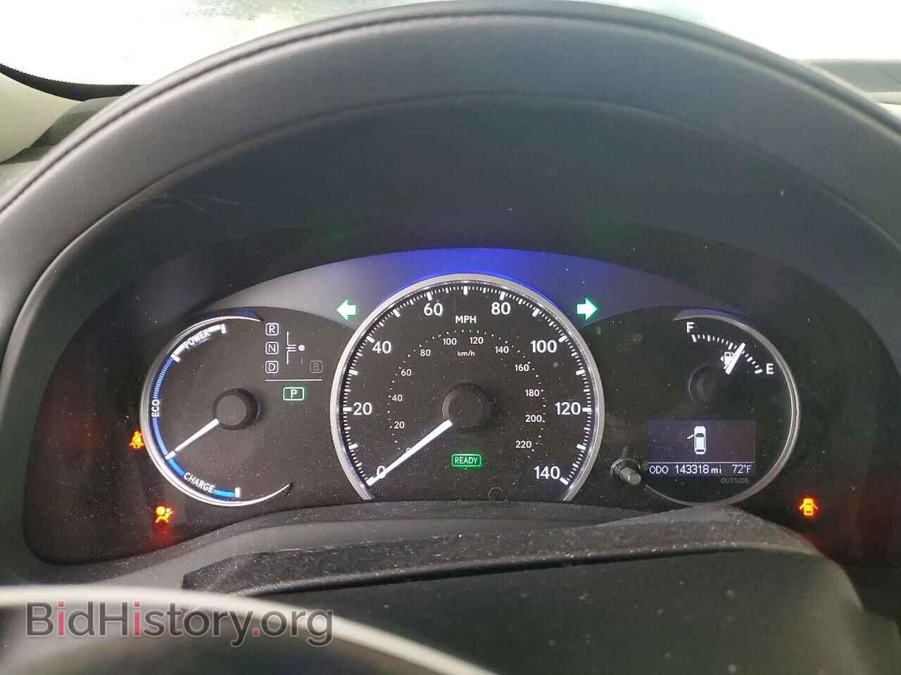 2011 LEXUS CT 200 - VIN: JTHKD5BHXB2037799 - Photo 9