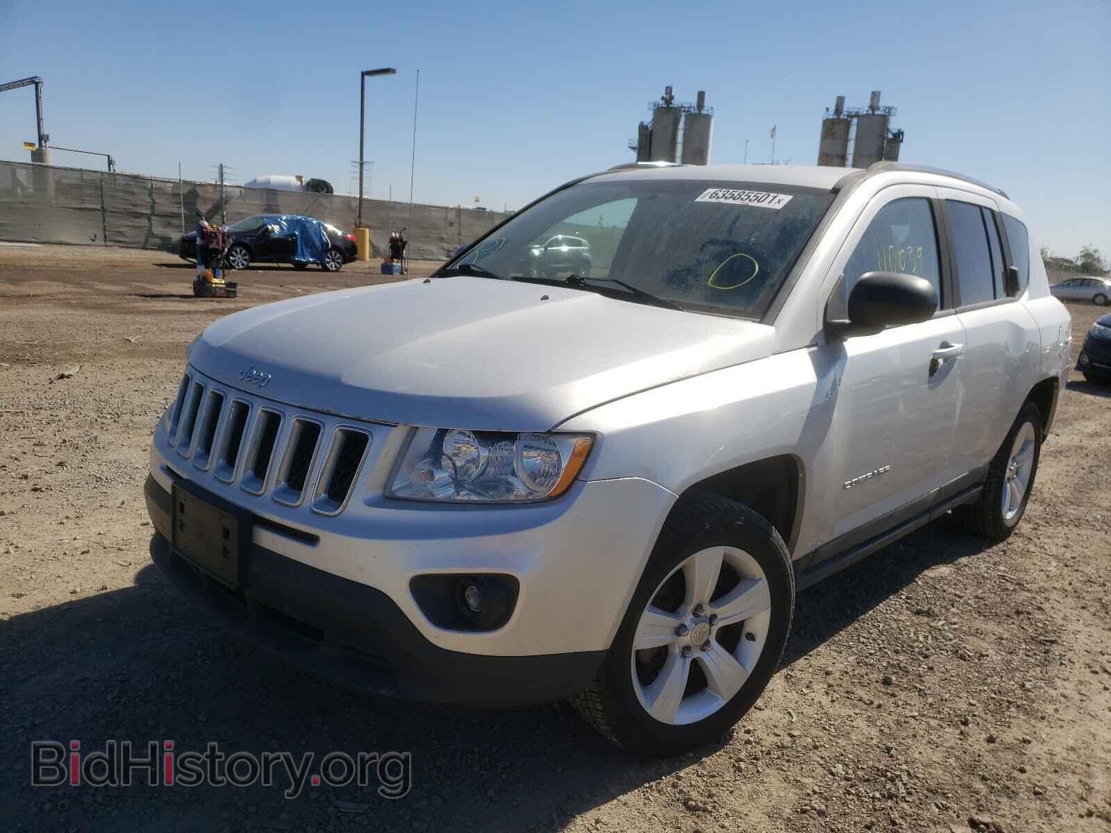 2011 JEEP COMPASS - VIN: 1J4NF1FB0BD136007 - Фото 2