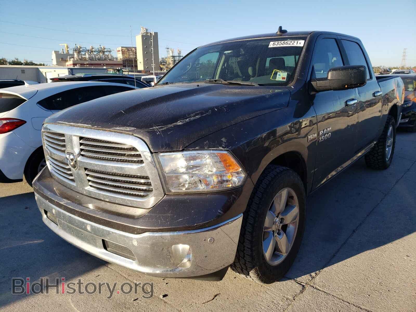 2017 RAM 1500 - VIN: 3C6RR6LT1HG712697 - Фото 2