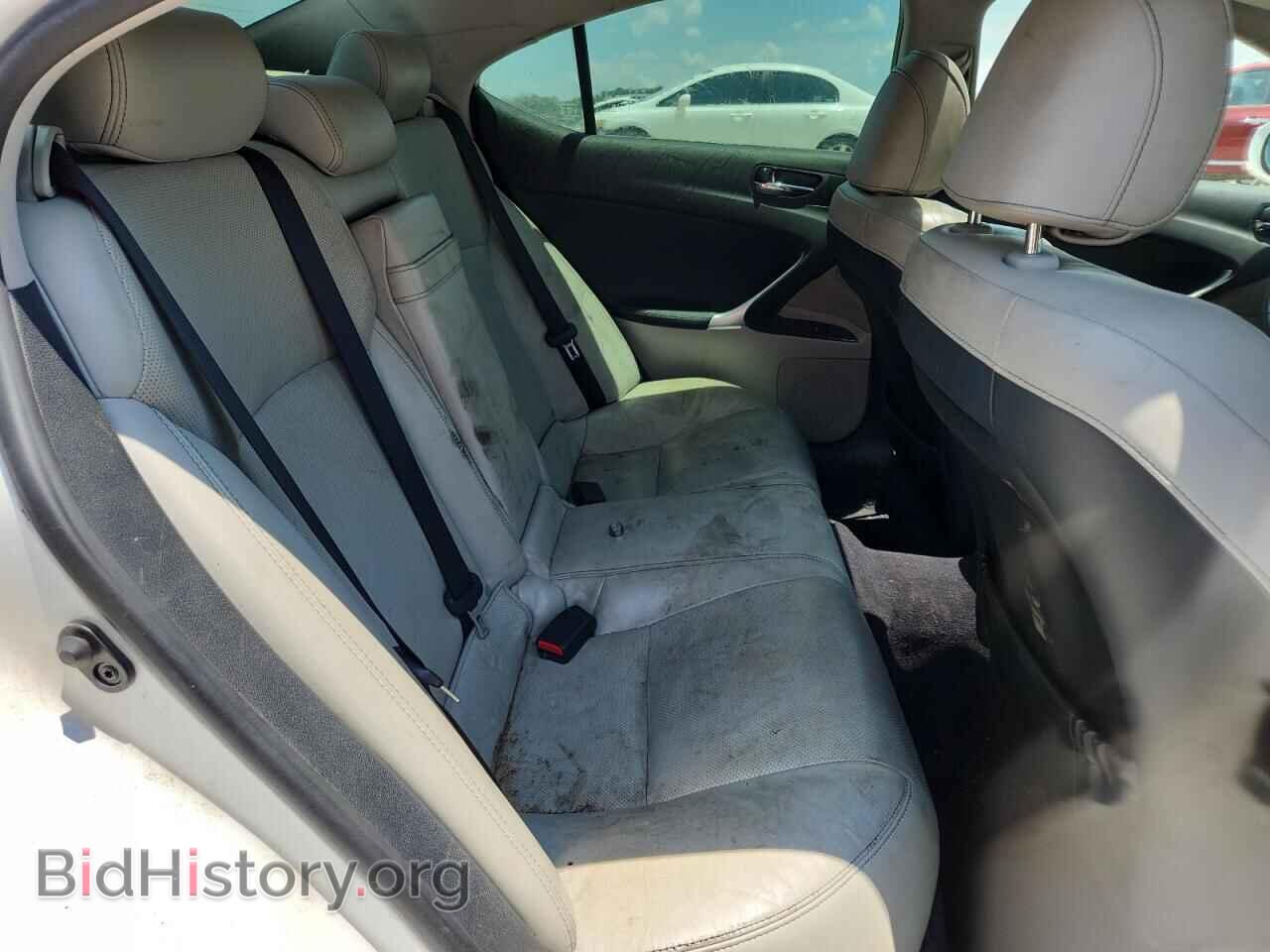 2011 LEXUS IS - VIN: JTHBF5C29B5131031 - Photo 10